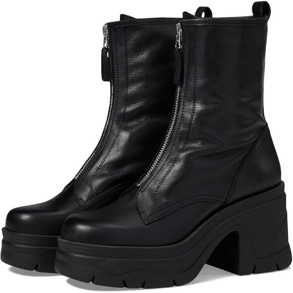 Free People Women´s Black Myles Zip Front Boot Size 9...